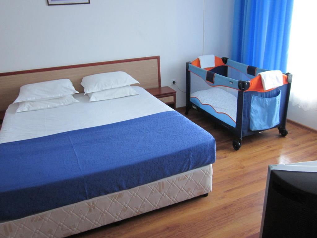 Albatros 2 Family Hotel Kiten  Rum bild